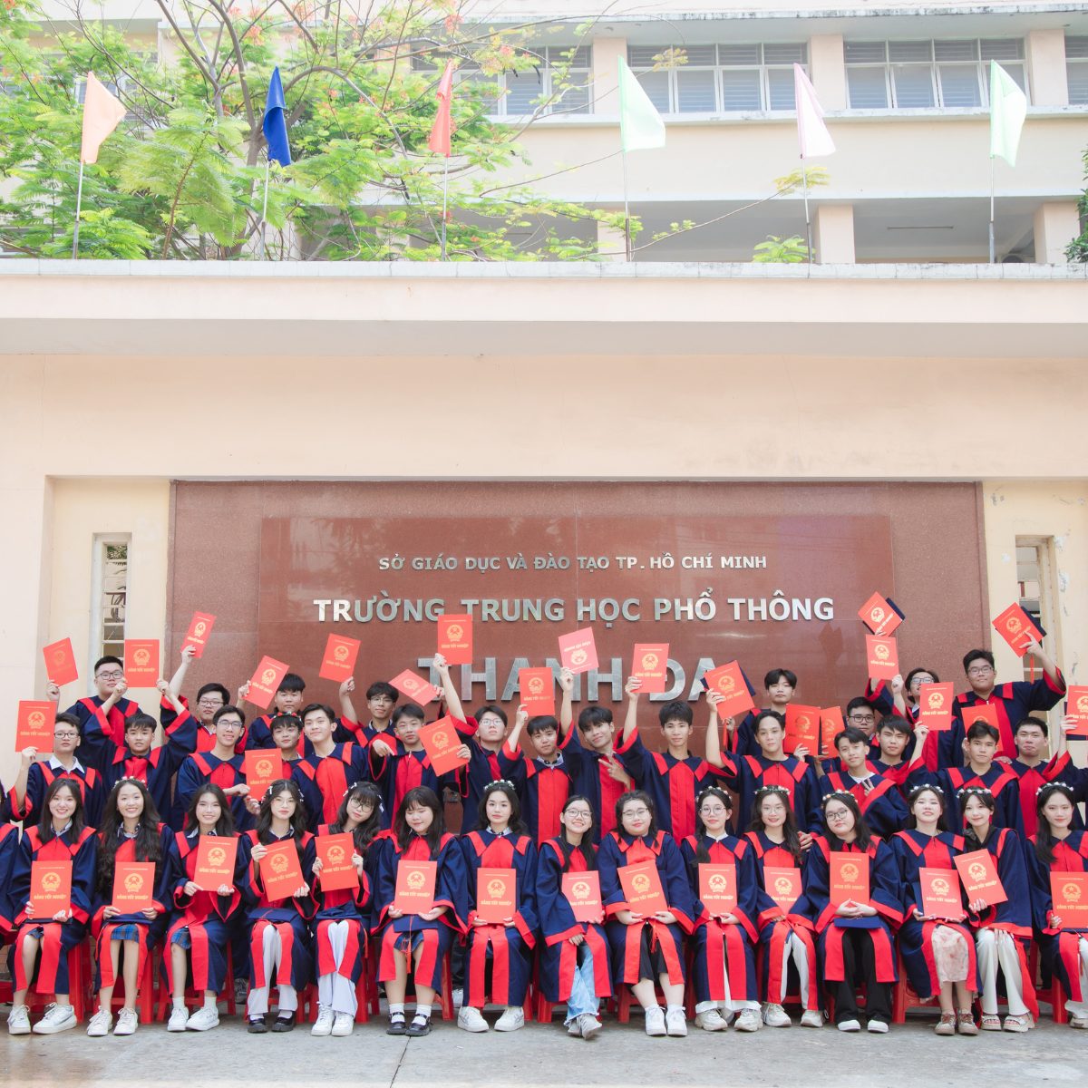 Kỷ yếu Hồ CHí Minh