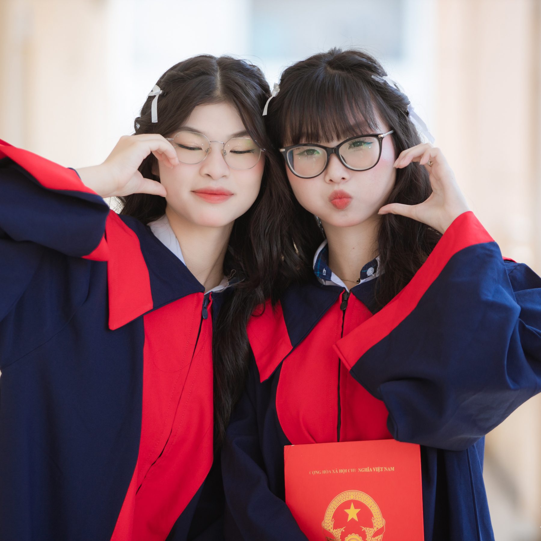 thuê việt phục