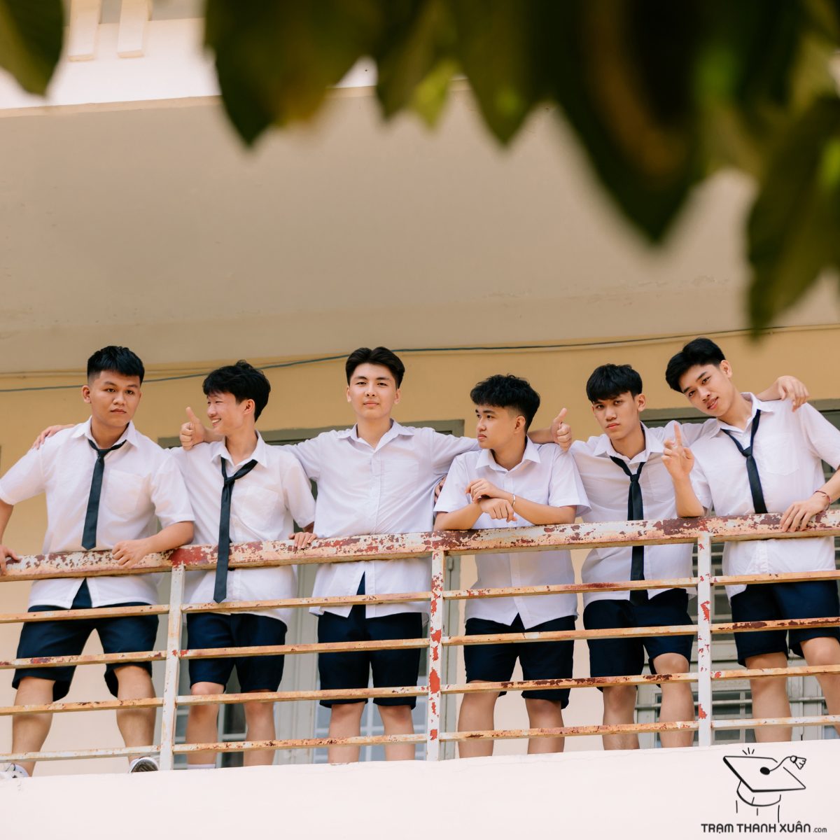 làm bột màu kỷ yếu