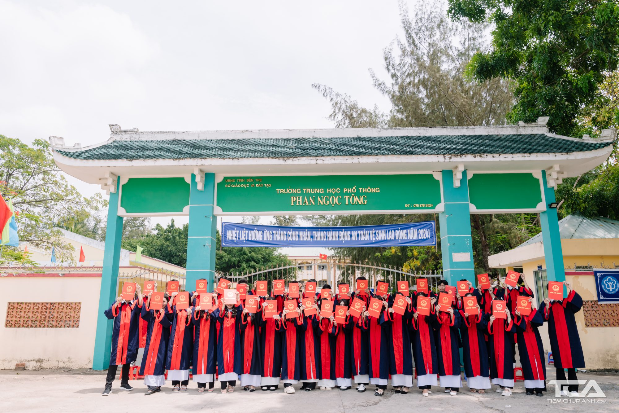 bộ ảnh kỷ yếu