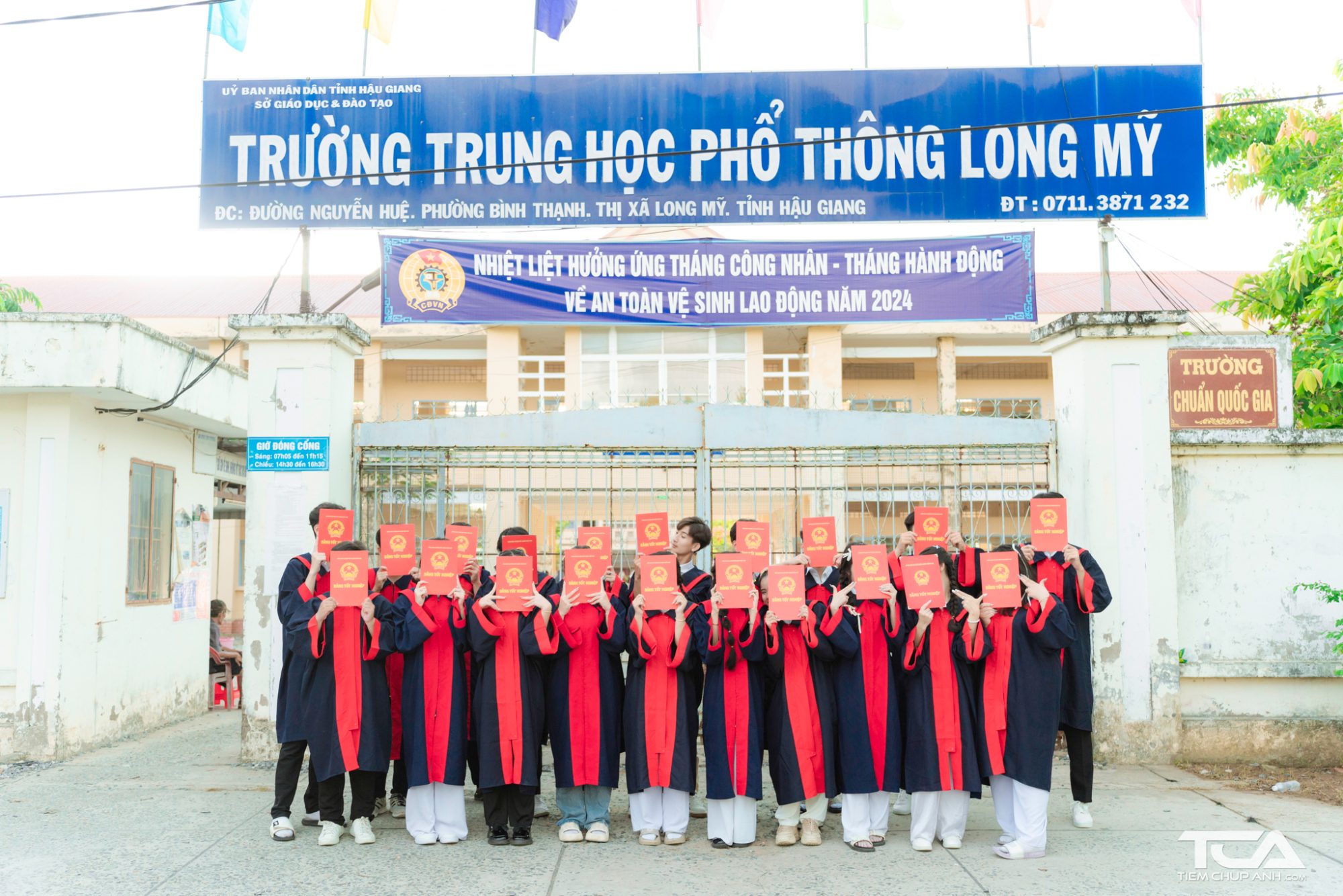 hình chụp kỷ yếu