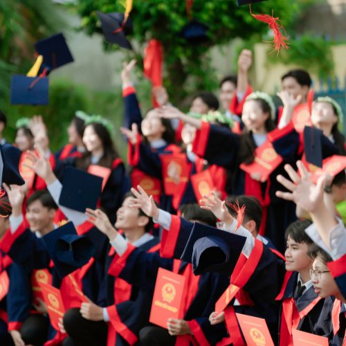 chụp áo cử nhân