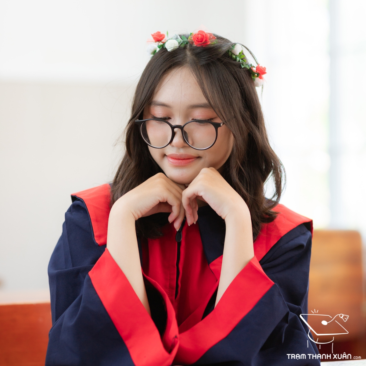thuê vest kỷ yếu